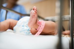 newborn baby in hospital feet Providence Moms Blog
